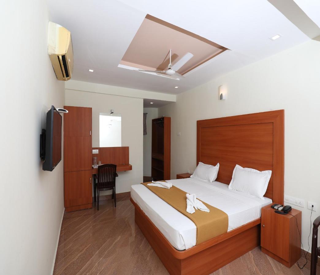 Hotel Rydham マドゥライ エクステリア 写真