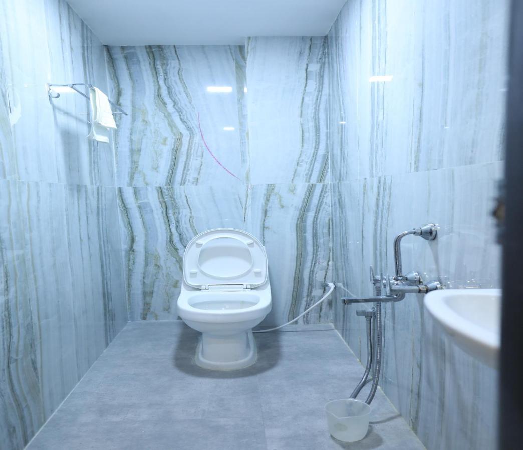 Hotel Rydham マドゥライ エクステリア 写真