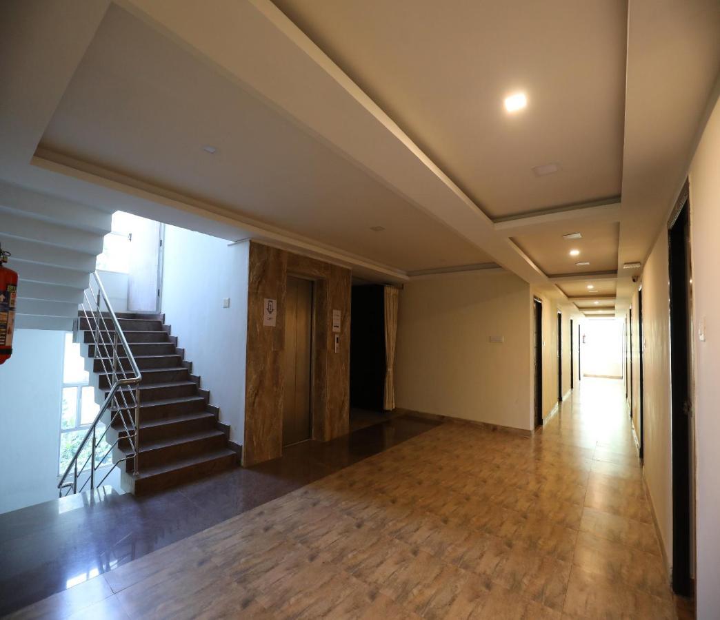 Hotel Rydham マドゥライ エクステリア 写真