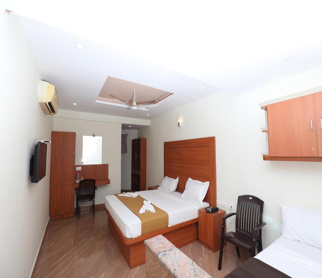 Hotel Rydham マドゥライ エクステリア 写真
